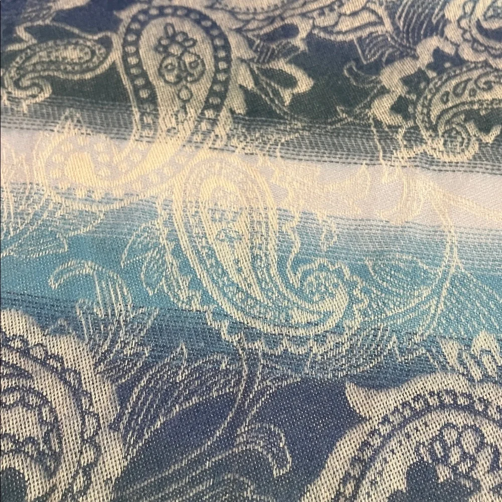V. FRAAS CASHMINK ACRYLIC PAISLEY WOVEN FRINGED SCARF BLUE WHITE NEW WITH TAGS